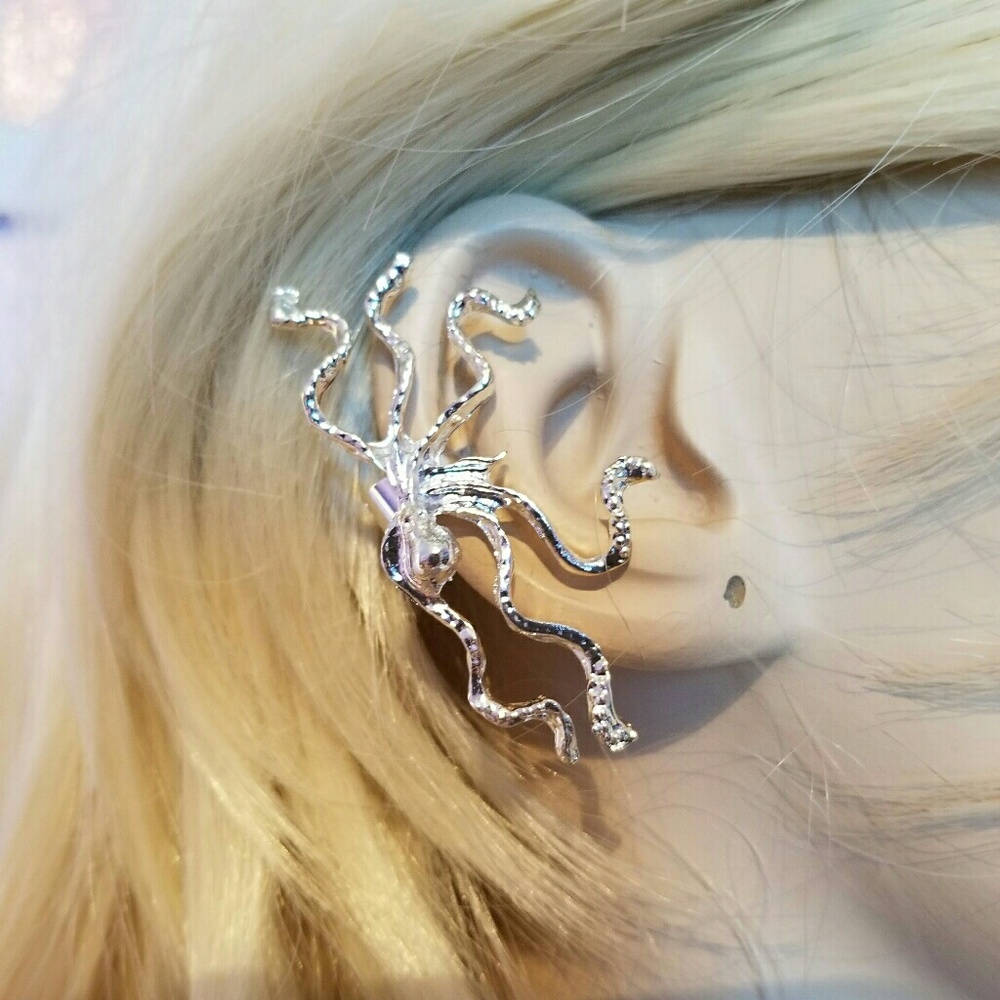 Metallic Baby Octopus Ear Cuff